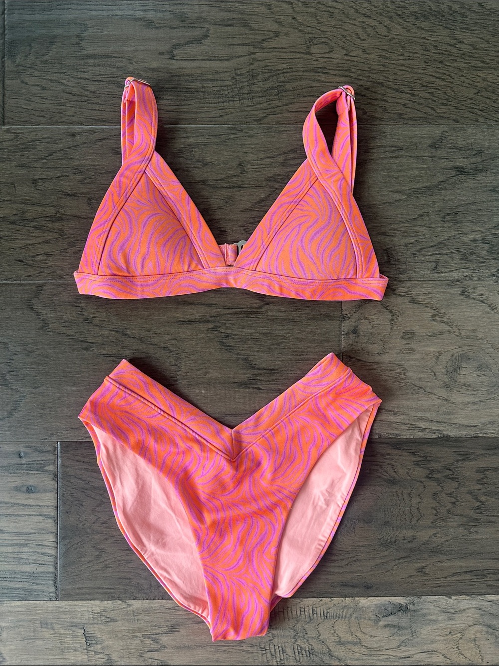 ONEONE- Kameron XS top, Jesse  Small- Full Coverage bottom